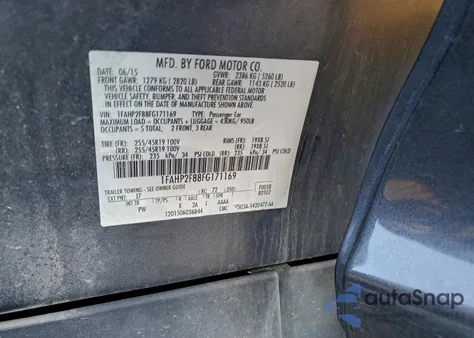 2015 Ford Taurus Limited z USA, uszkodzony, nr VIN 1FAHP2F88FG171169